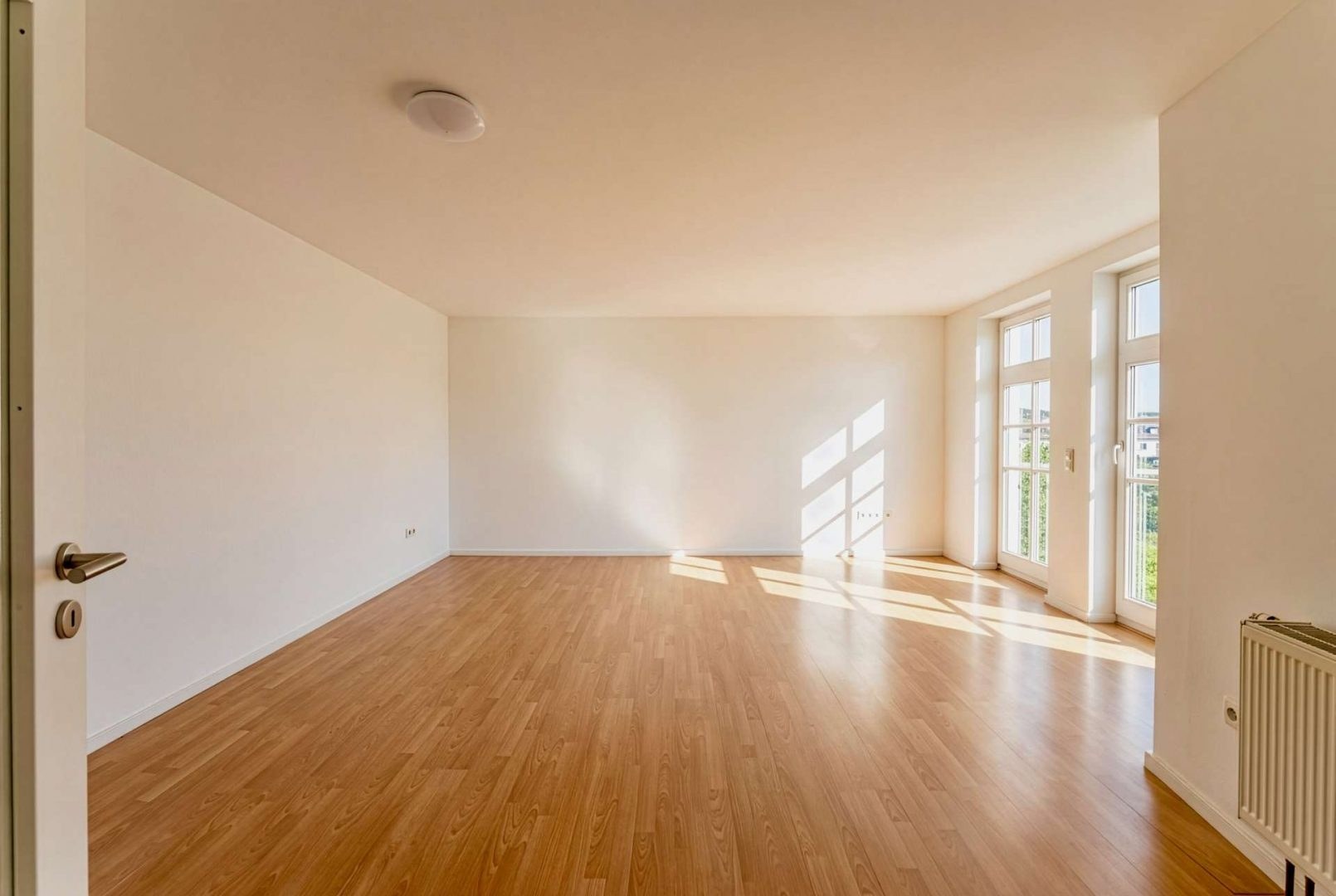 Heller Wohnraum als Motiv für Vermietung und Immobiliensuche